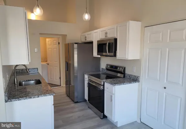 $2,000 | 9565 Battery Heights Boulevard, Unit 304, Manassas, VA 20110