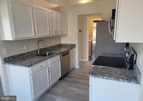 $2,000 | 9565 Battery Heights Boulevard, Unit 304, Manassas, VA 20110
