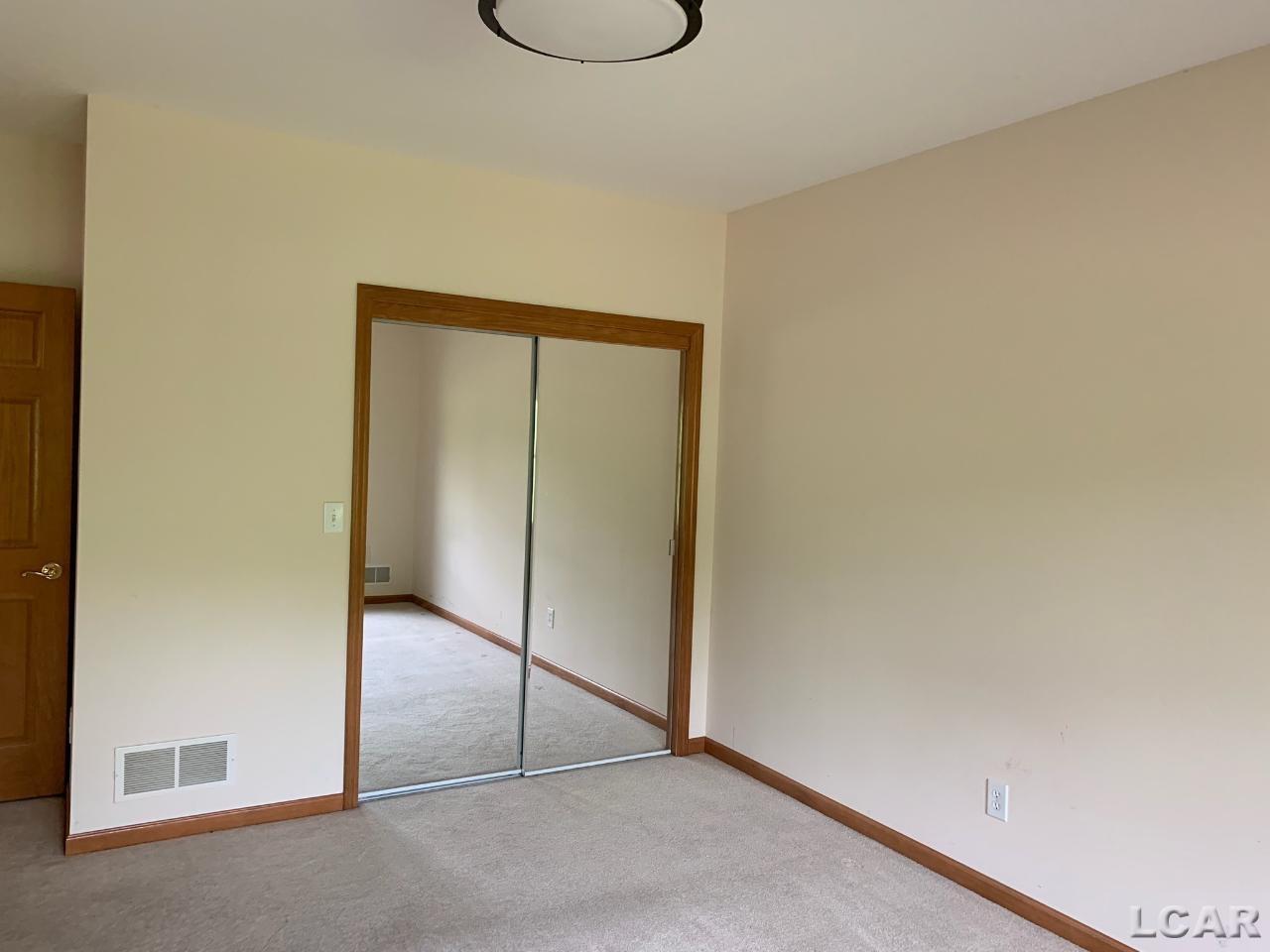 4254 Evergreen Road Adrian, MI 49221 - Photo 11 of 22