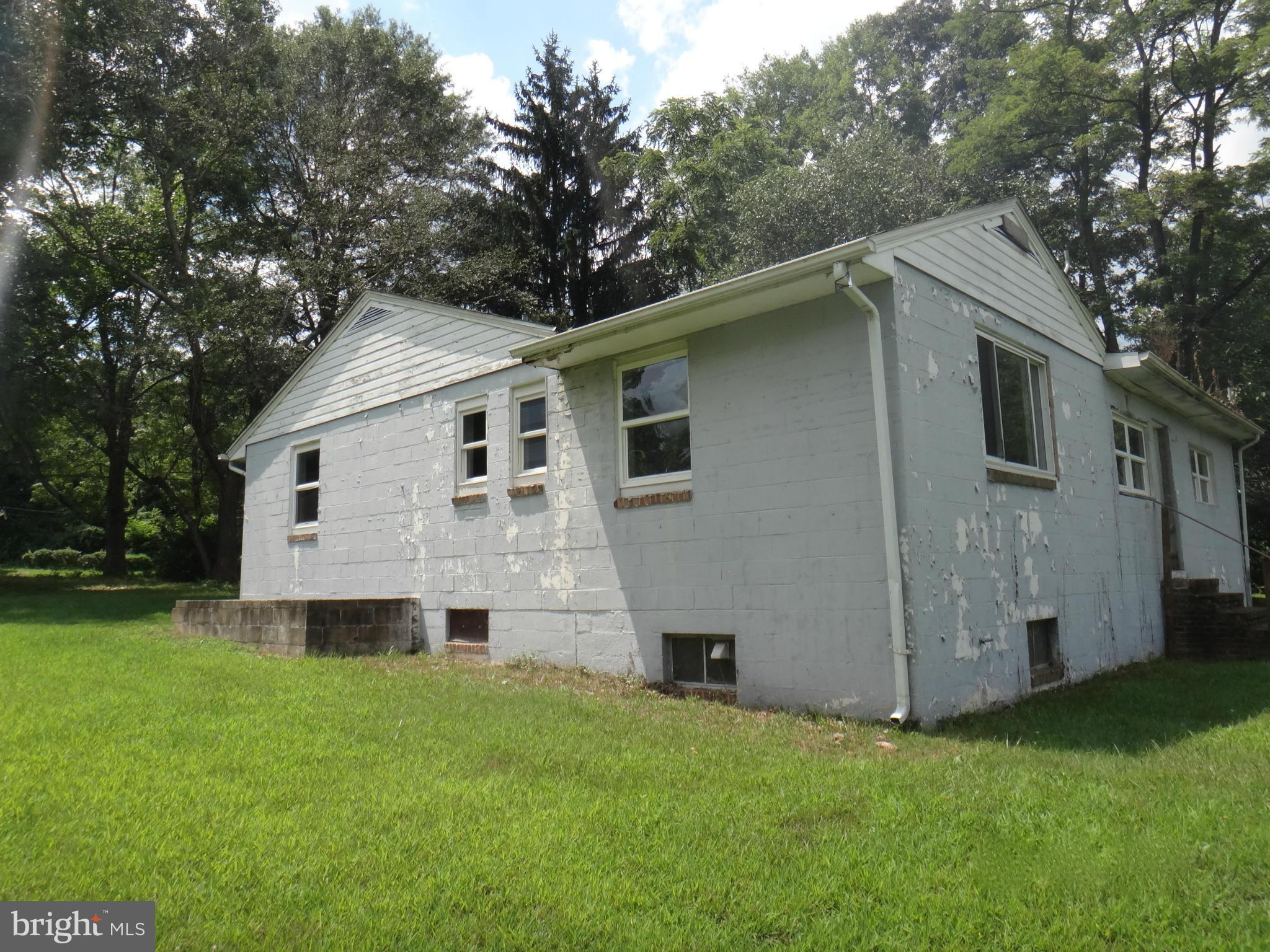 2657 Carver Road Crofton, MD 21114 - Photo 5 of 12 Exterior (General)