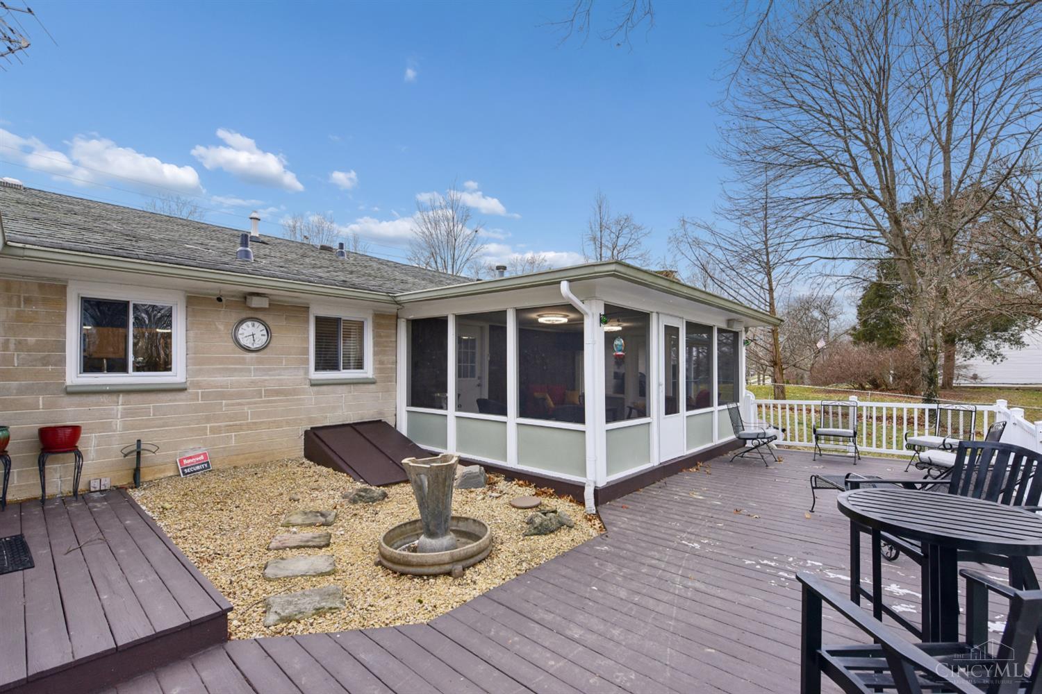 4270 Boomer Road Cincinnati, OH 45247 - Photo 46 of 52 Gallery Image 46