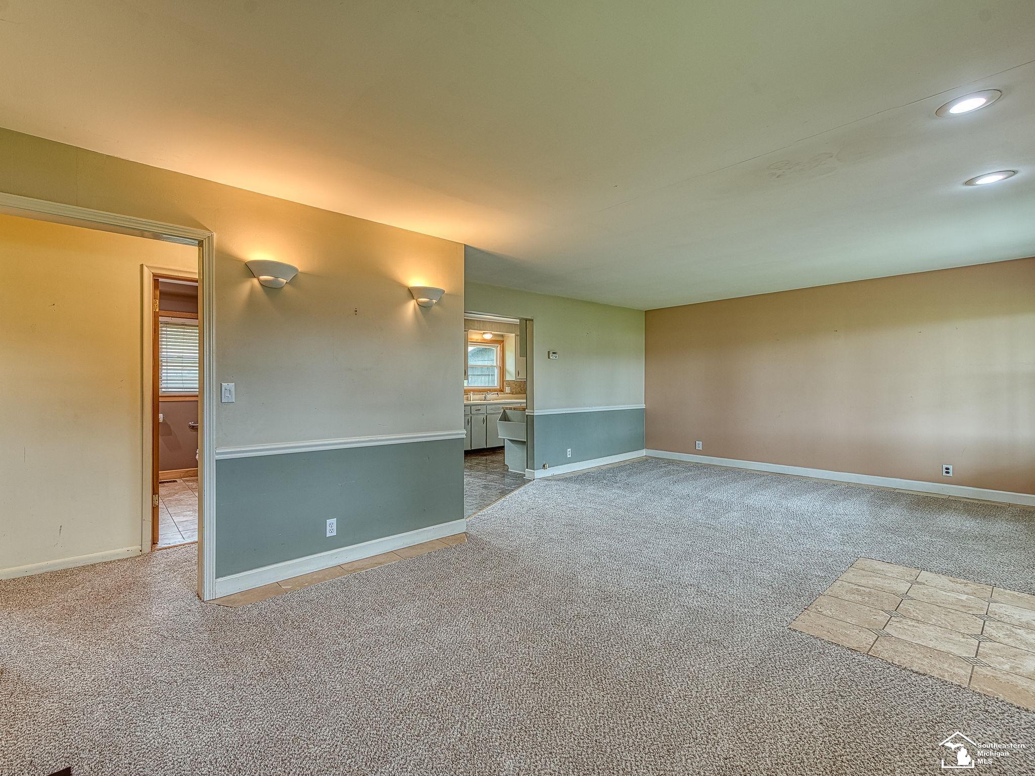 9667 Exeter Road Carleton, MI 48117 - Photo 5 of 28