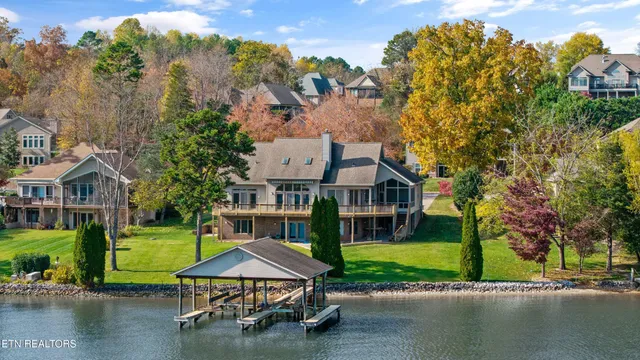 $1,375,000 | 133 Coyatee Circle, Loudon, TN 37774