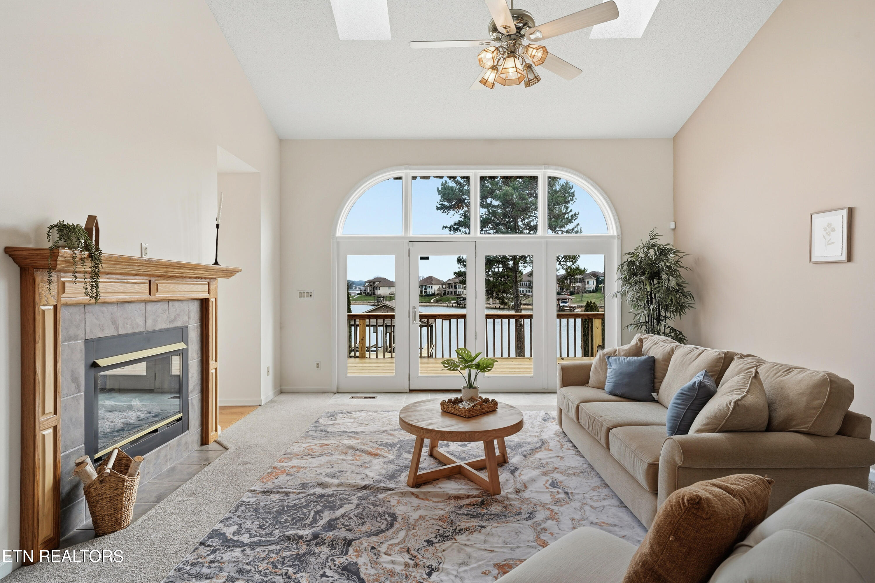 133 Coyatee Circle Loudon, TN 37774 - Photo 5 of 47 040-133 Coyatee Cir 45