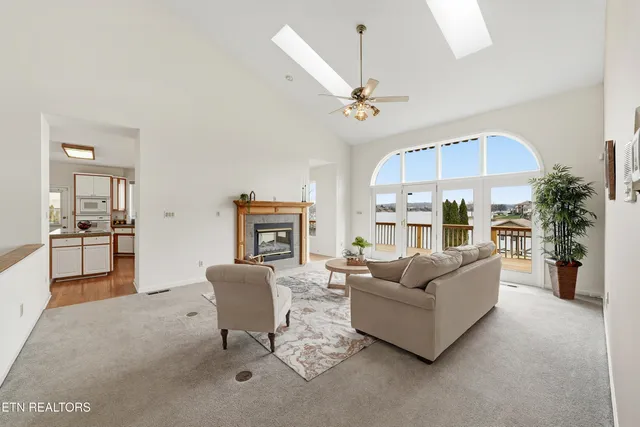 $1,375,000 | 133 Coyatee Circle, Loudon, TN 37774