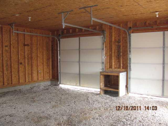 3570 White Road Spencer, IN 47460 - Photo 3 of 8
