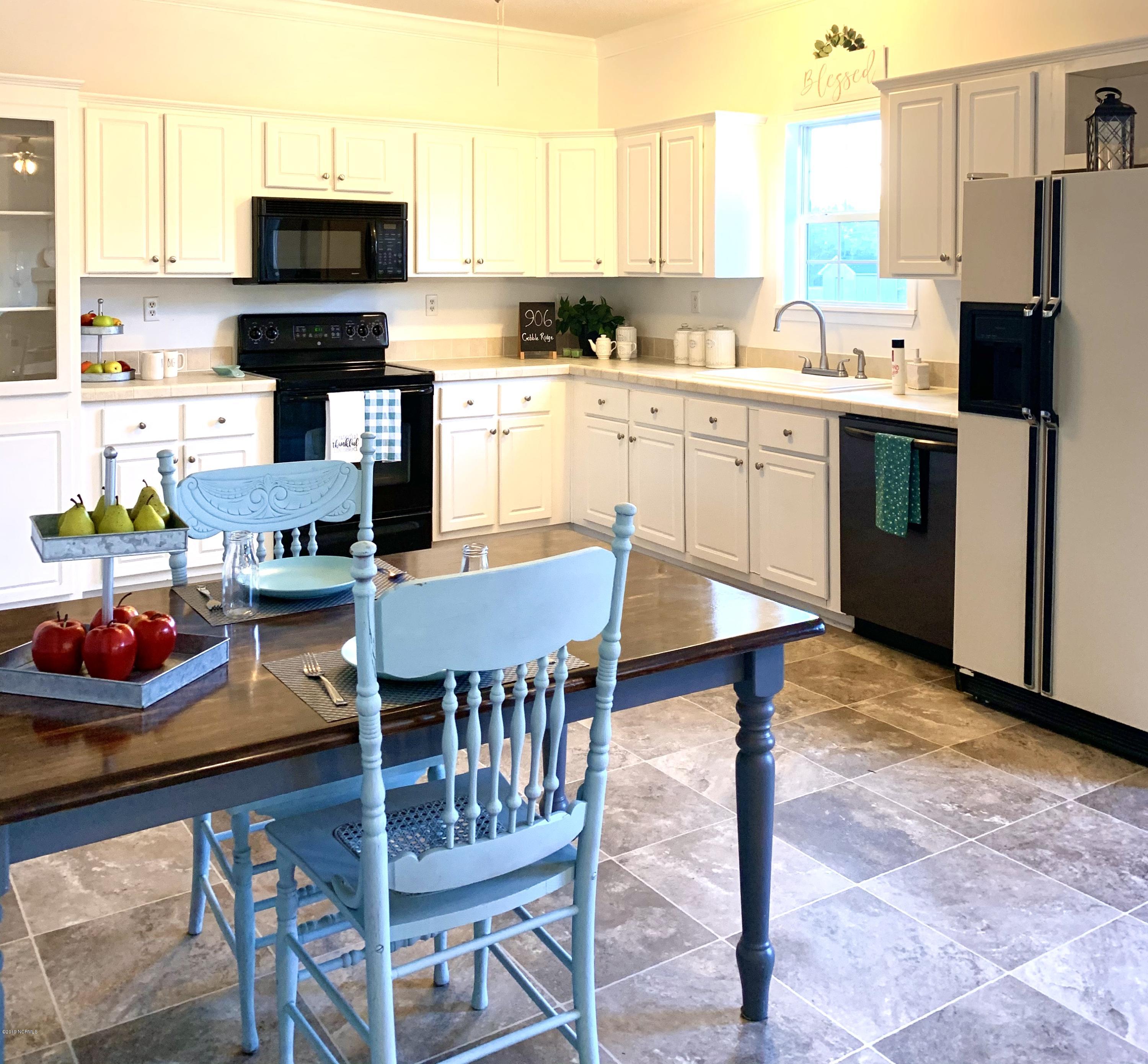 906 Cobble Ridge Road Nashville, NC 27856 - Photo 8 of 26 C057DFE2-E64A-4DF9-8531-6278A584622D