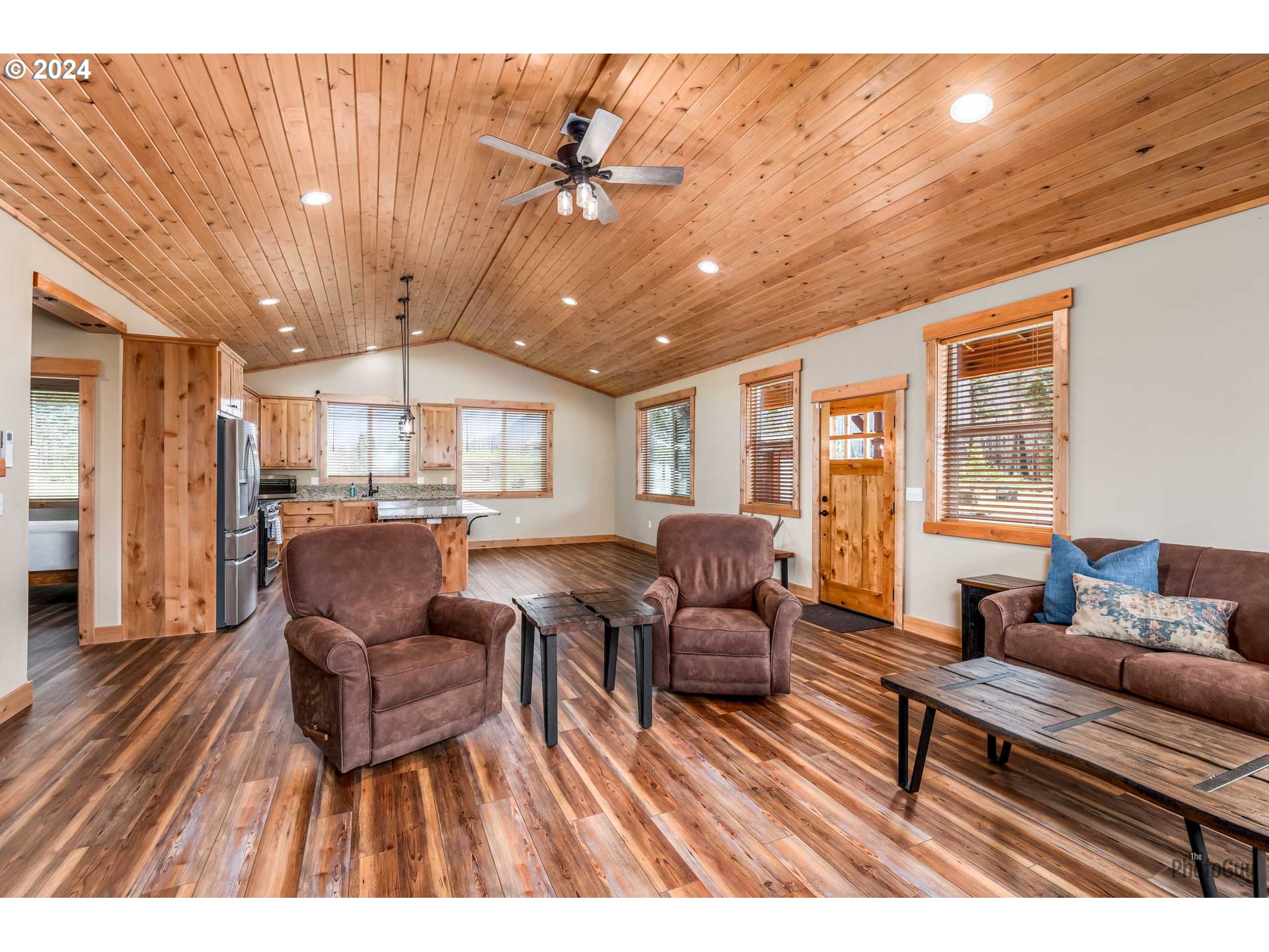 91160 Yeager Road Blue River, OR 97413 - Photo 14 of 48 Gallery Image 14