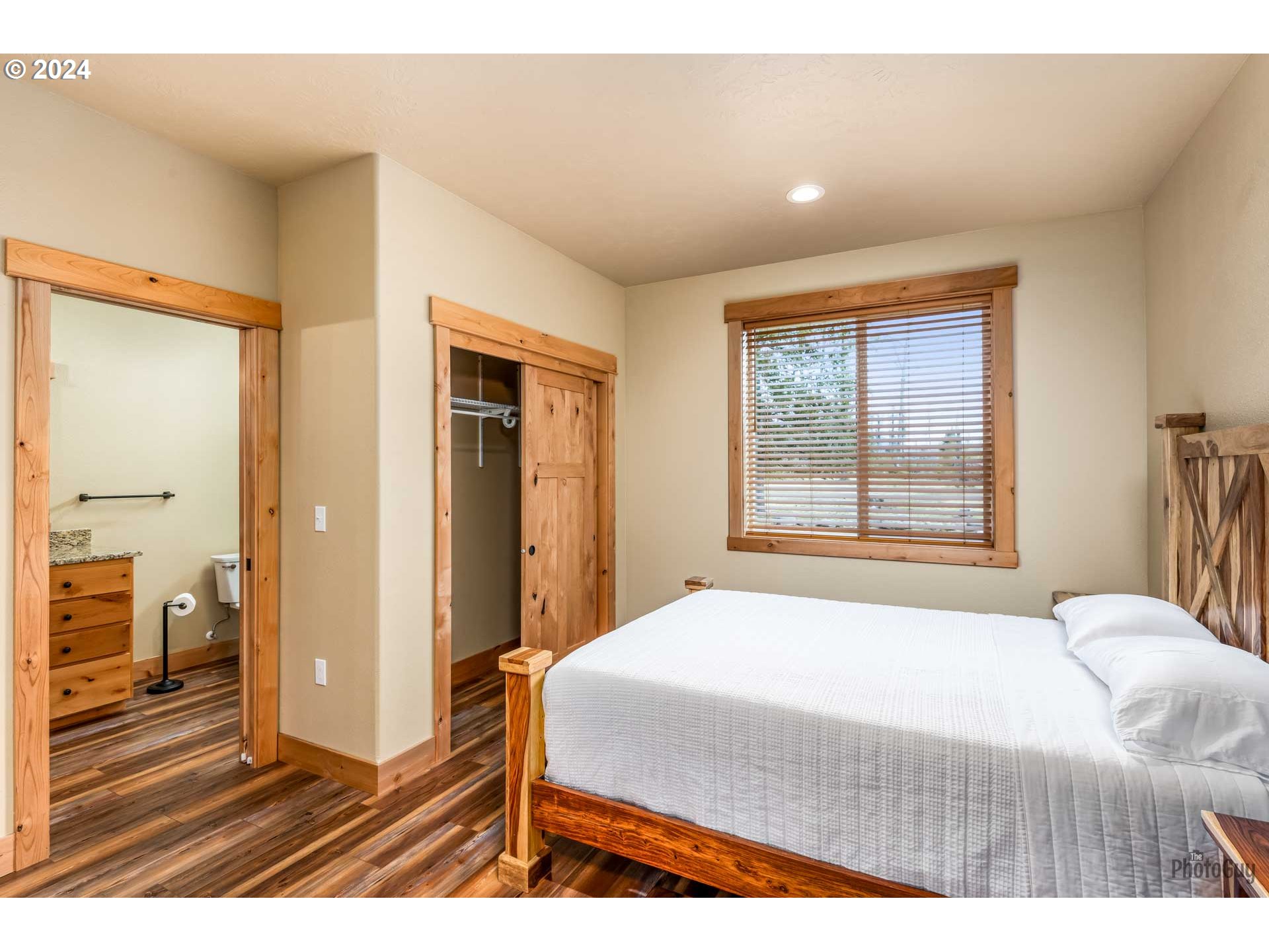 91160 Yeager Road Blue River, OR 97413 - Photo 22 of 48 Gallery Image 22