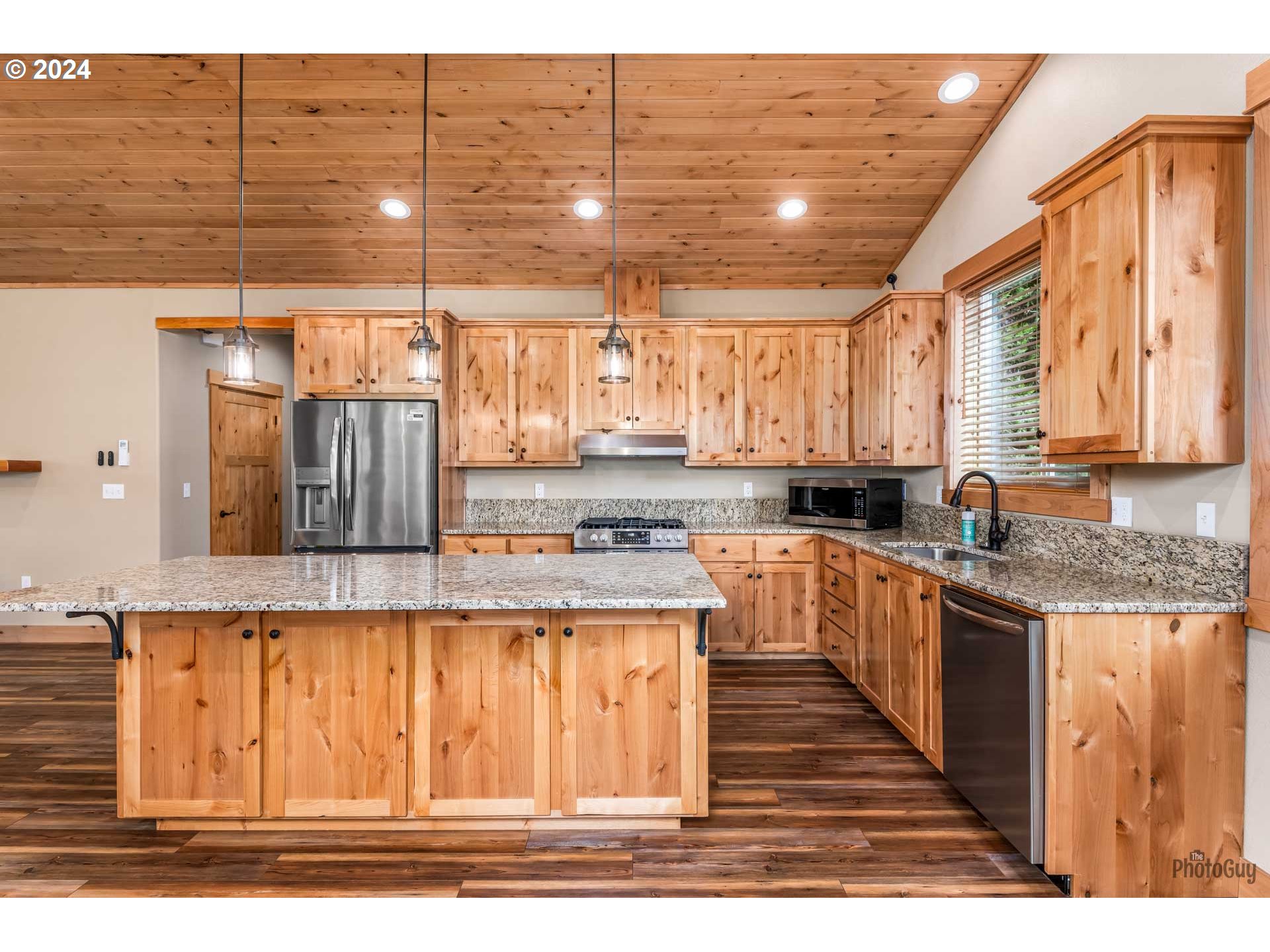 91160 Yeager Road Blue River, OR 97413 - Photo 3 of 48 Gallery Image 3