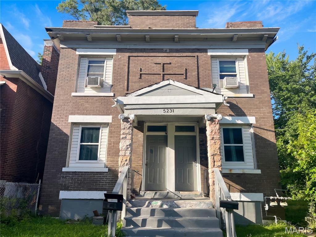 5231 Lotus Avenue St. Louis, MO 63113 - Photo 1 of 10