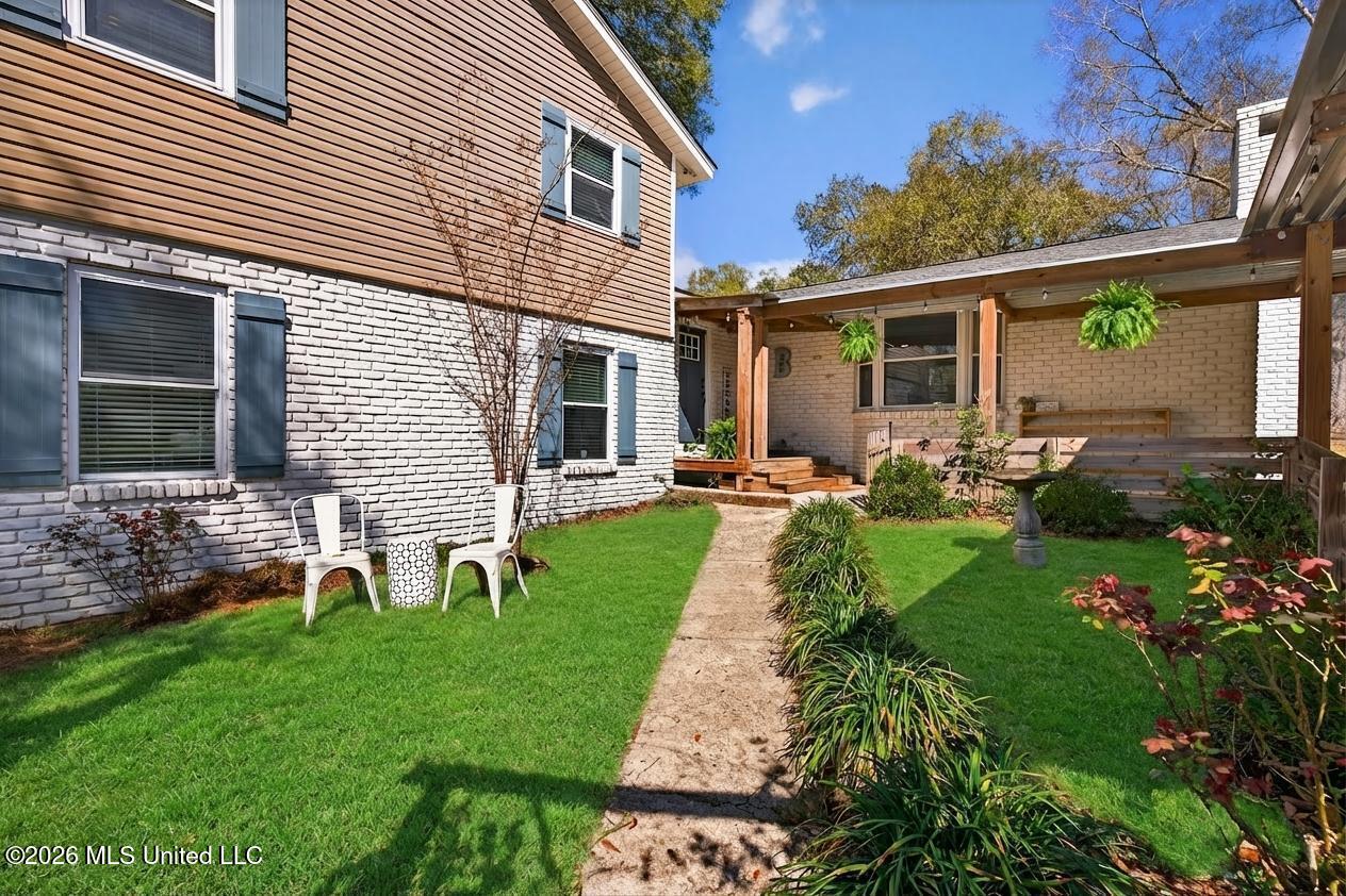 14035 Big Creek Road Gulfport, MS 39503 - Photo 12 of 112 14035BigCreekRd-16