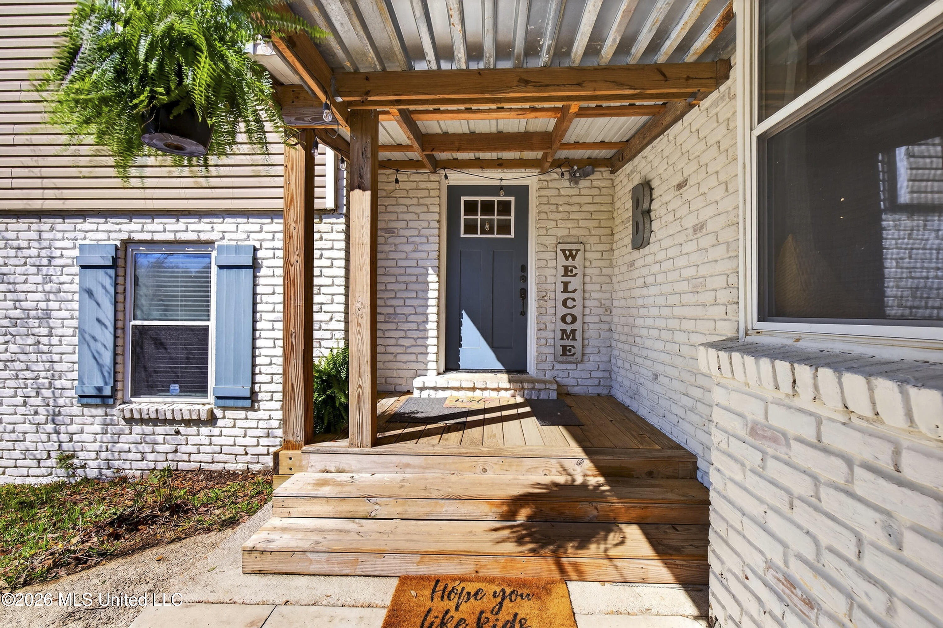 14035 Big Creek Road Gulfport, MS 39503 - Photo 14 of 112 14035BigCreekRd-21