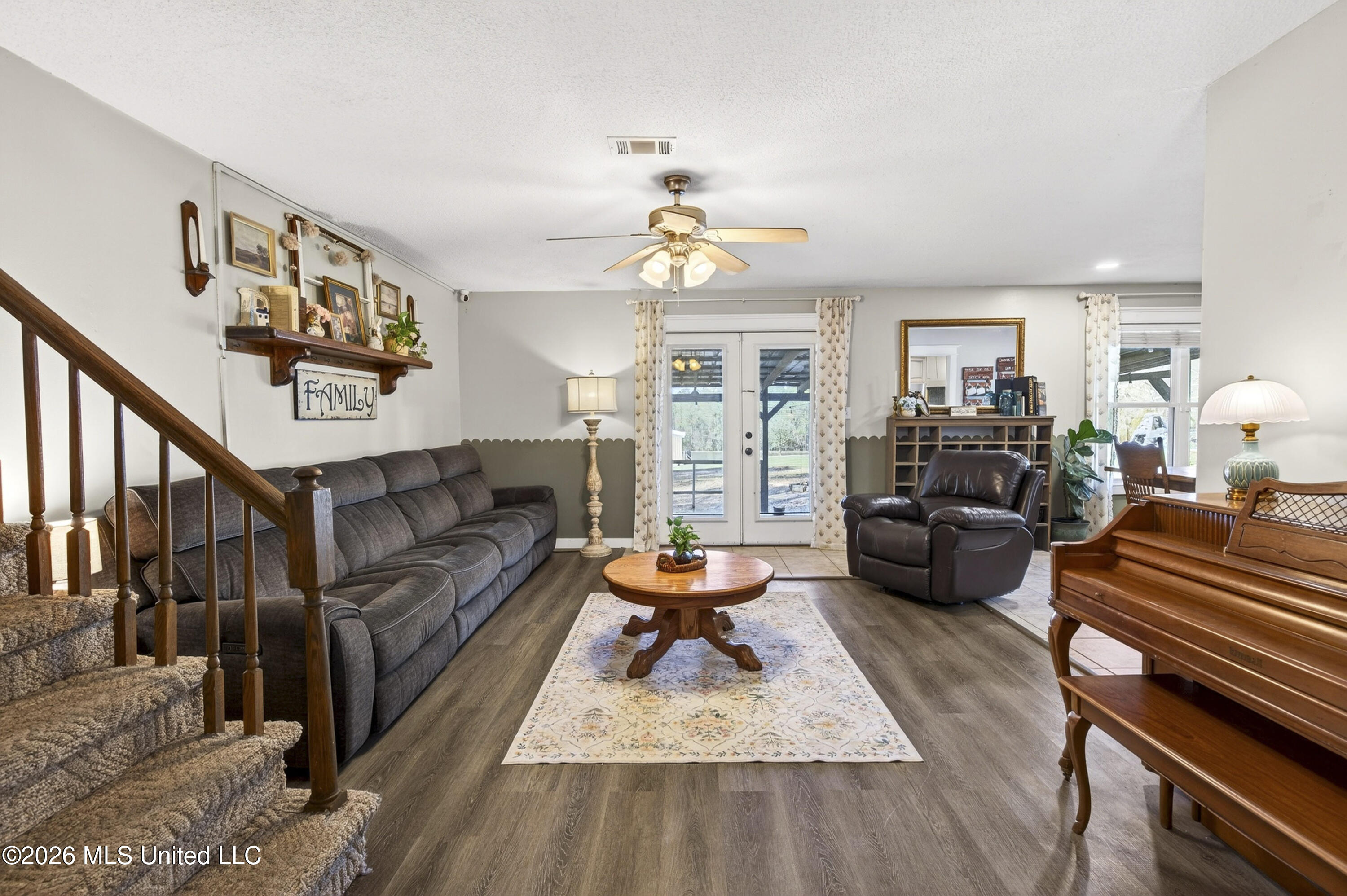 14035 Big Creek Road Gulfport, MS 39503 - Photo 19 of 112 14035BigCreekRd-28