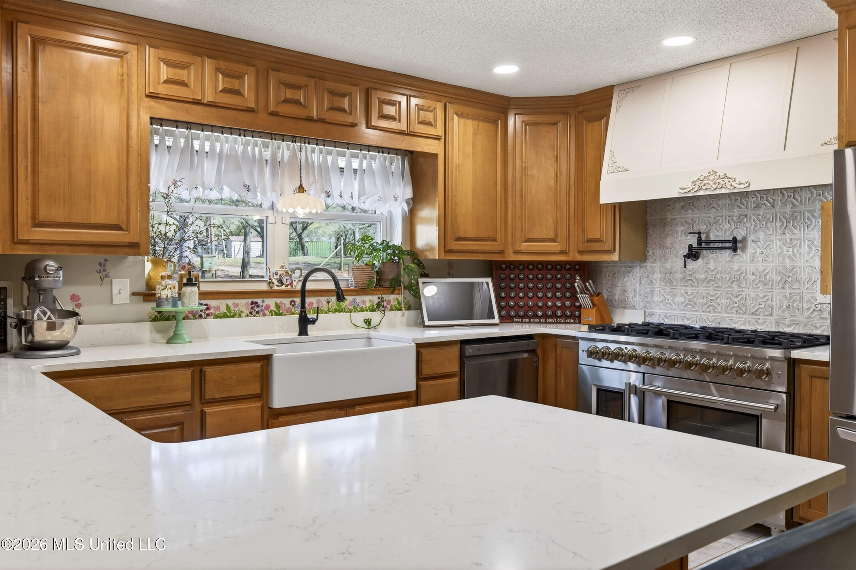 14035 Big Creek Road Gulfport, MS 39503 - Photo 34 of 112 14035BigCreekRd-41