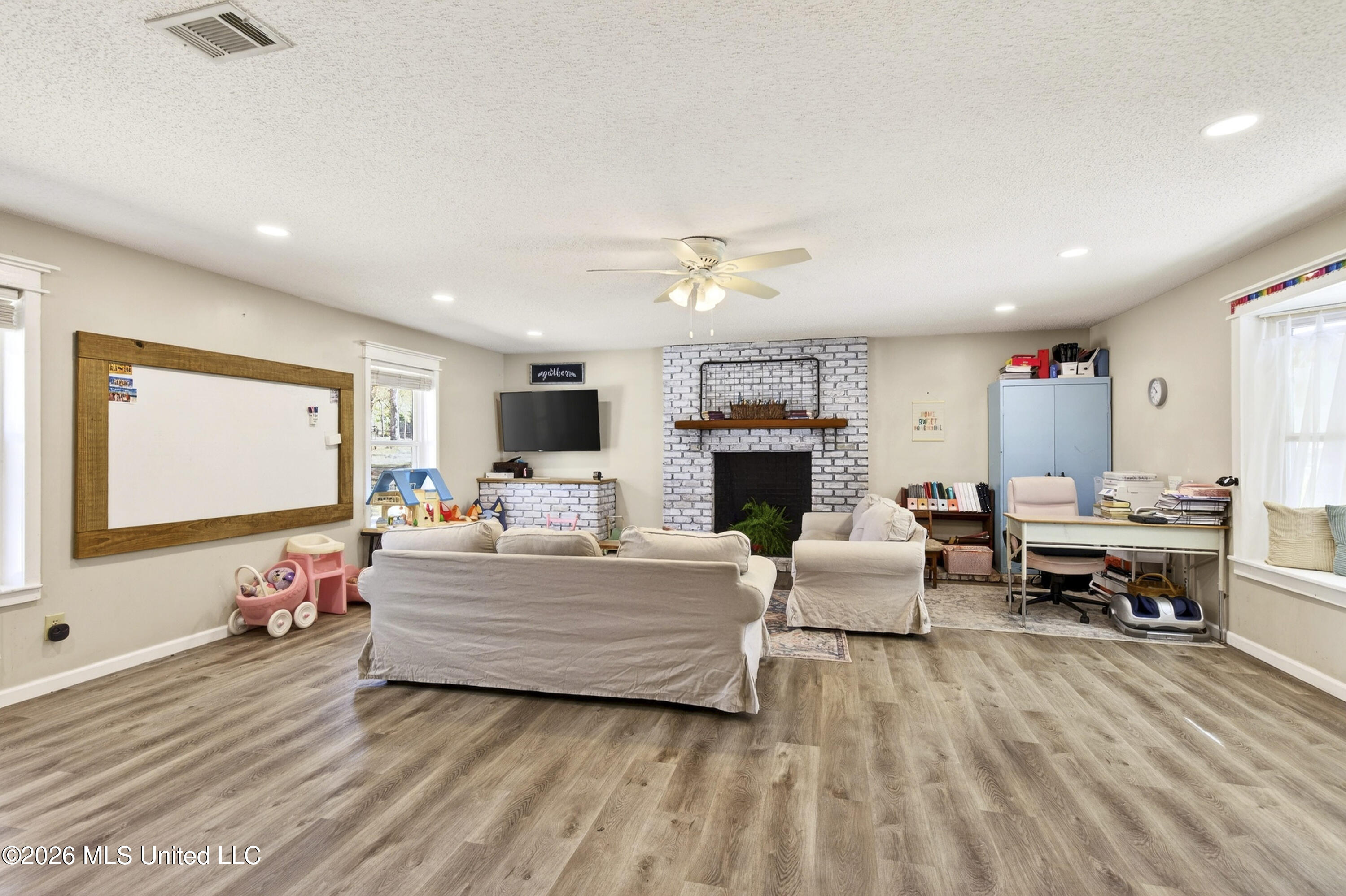 14035 Big Creek Road Gulfport, MS 39503 - Photo 39 of 112 14035BigCreekRd-47