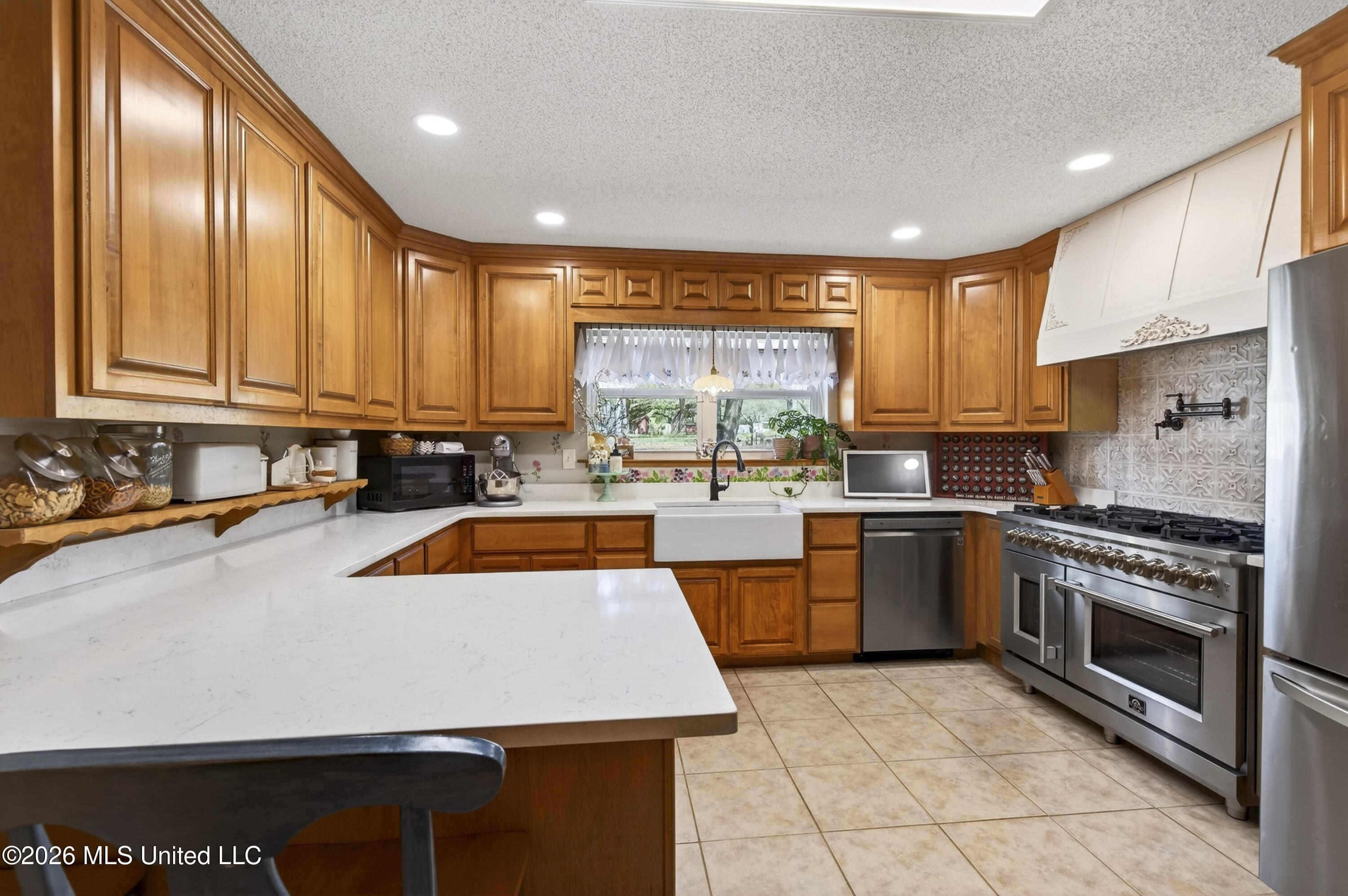 14035 Big Creek Road Gulfport, MS 39503 - Photo 4 of 112 14035BigCreekRd-38