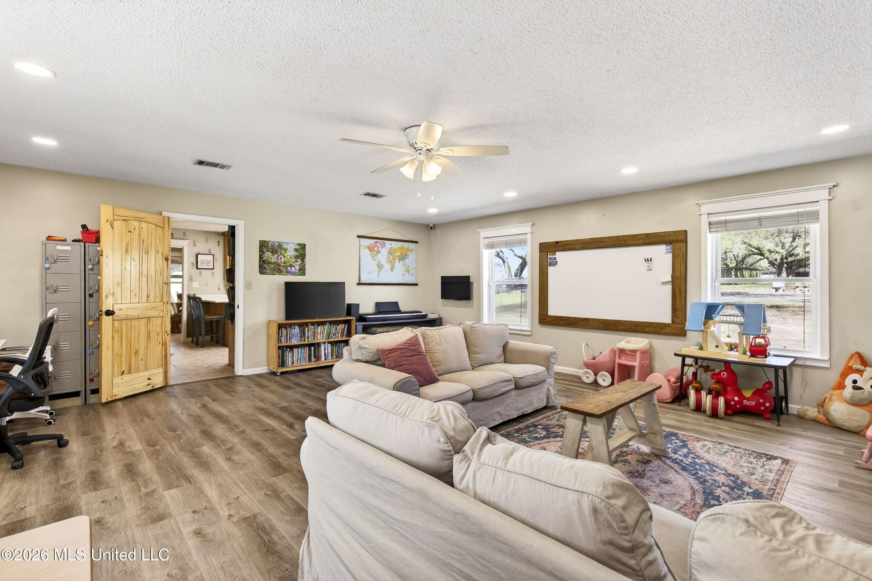 14035 Big Creek Road Gulfport, MS 39503 - Photo 41 of 112 14035BigCreekRd-50