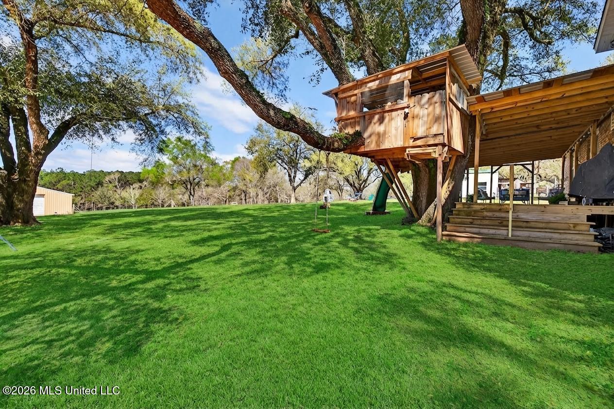 14035 Big Creek Road Gulfport, MS 39503 - Photo 6 of 112 14035BigCreekRd-83