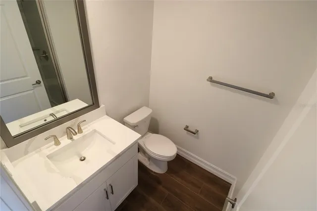 a view of a livingroom with an empty space