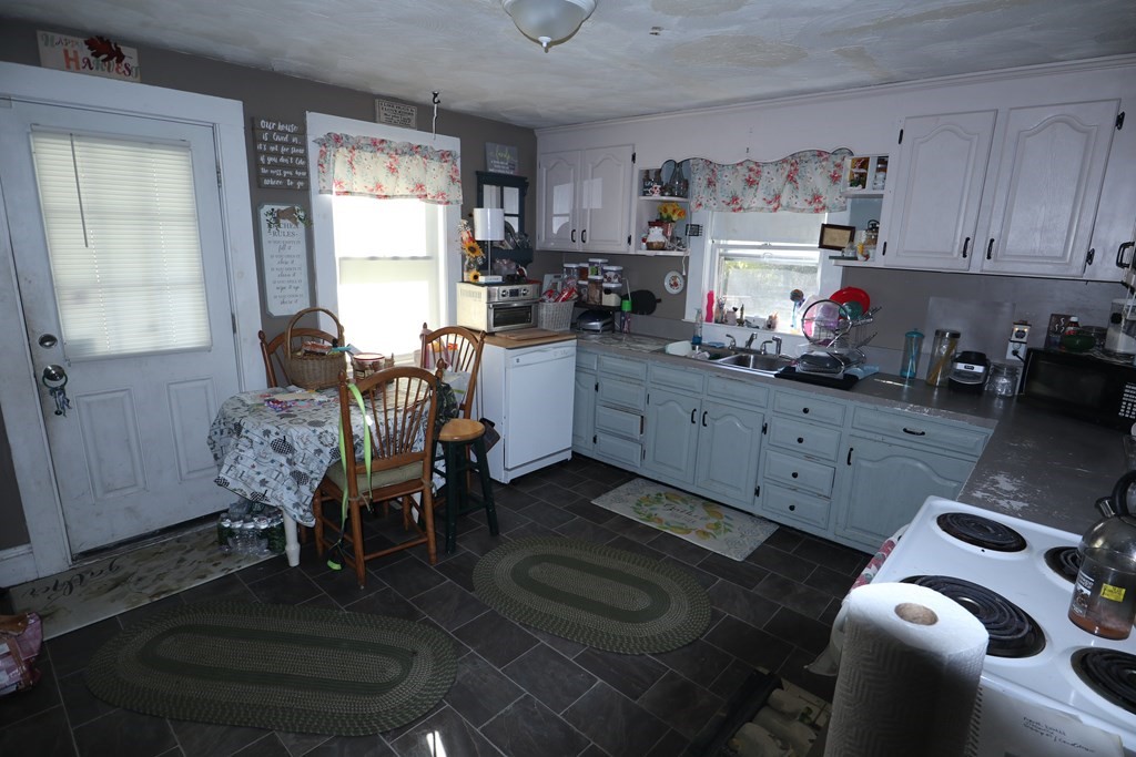 163 Spring Street Bridgewater, MA 02324 - Photo 8 of 16 Gallery Image 8