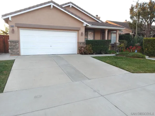 $875,000 | 905 Glendora Drive, Oceanside, CA 92057