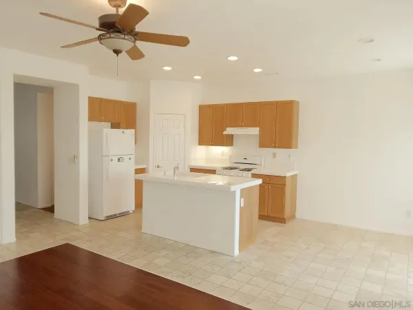 $875,000 | 905 Glendora Drive, Oceanside, CA 92057