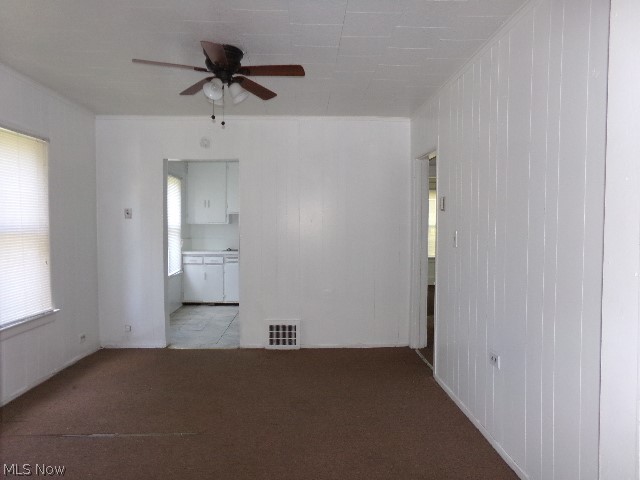 845-847 Royal Road Cleveland, OH 44110 - Photo 3 of 20 Gallery Image 3