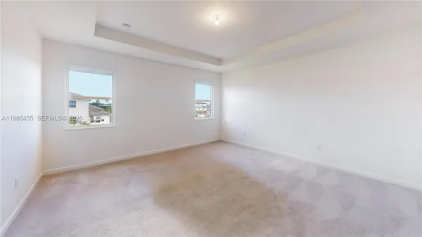 $4,000 | 2333 Southeast 28th Street, Homestead, FL 33035