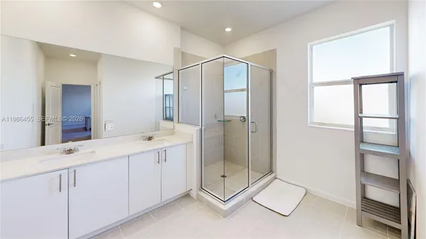 $4,000 | 2333 Southeast 28th Street, Homestead, FL 33035