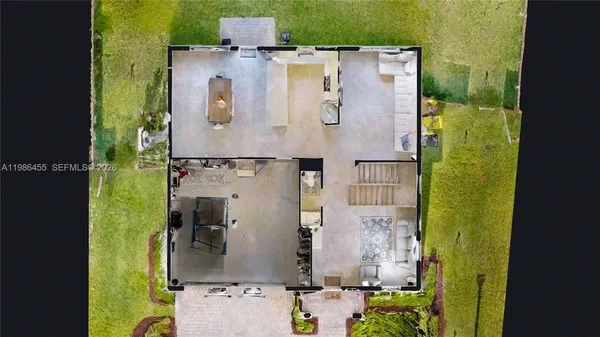 $4,000 | 2333 Southeast 28th Street, Homestead, FL 33035