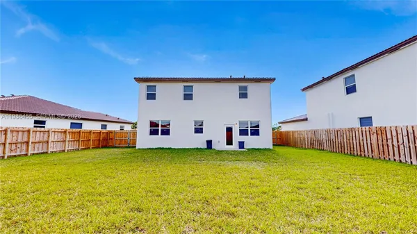 $4,000 | 2333 Southeast 28th Street, Homestead, FL 33035