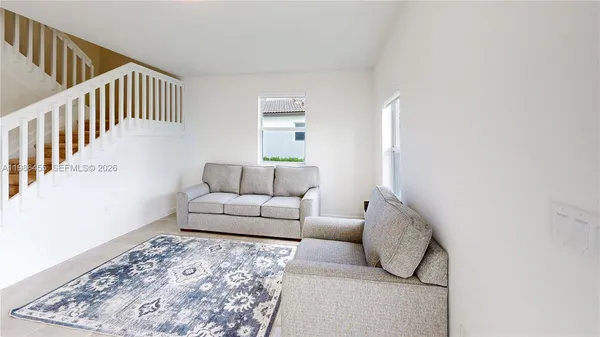 $4,000 | 2333 Southeast 28th Street, Homestead, FL 33035