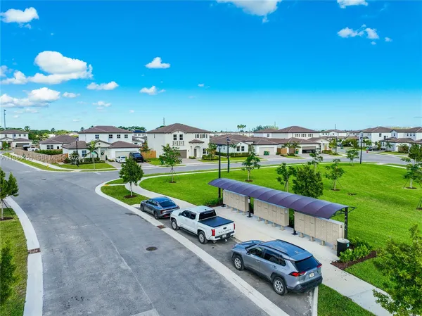 $4,000 | 2333 Southeast 28th Street, Homestead, FL 33035