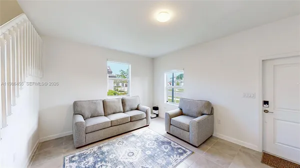 $4,000 | 2333 Southeast 28th Street, Homestead, FL 33035