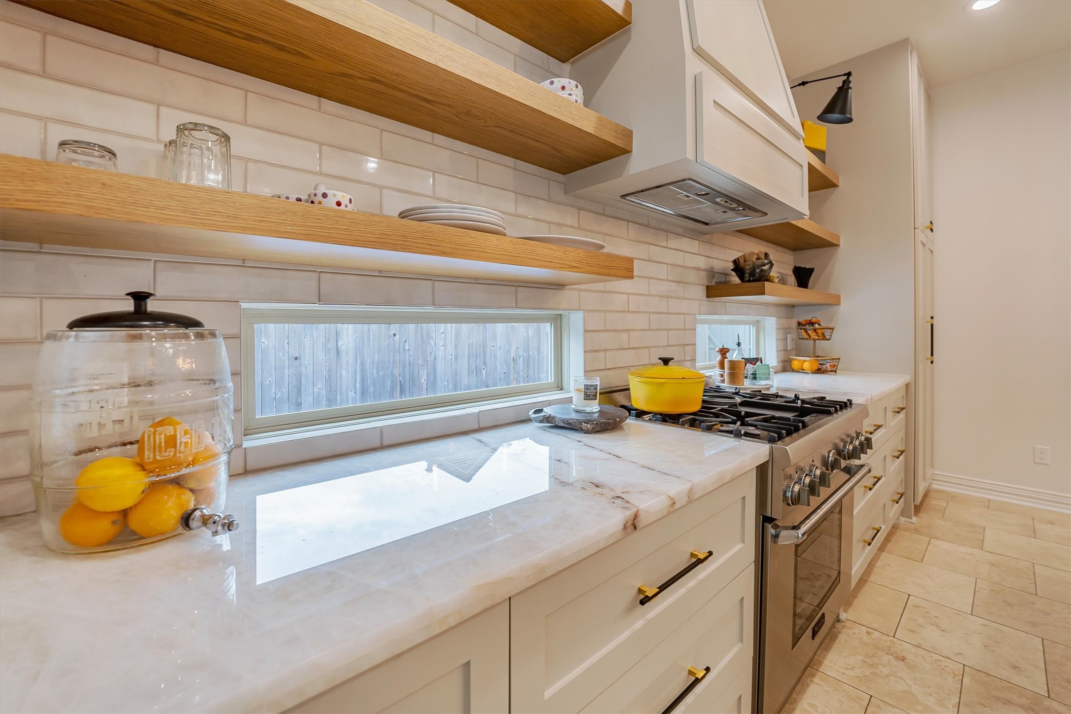 424 West 32nd Street Houston, TX 77018 - Photo 18 of 50 Love the natural light filtering along the countertops