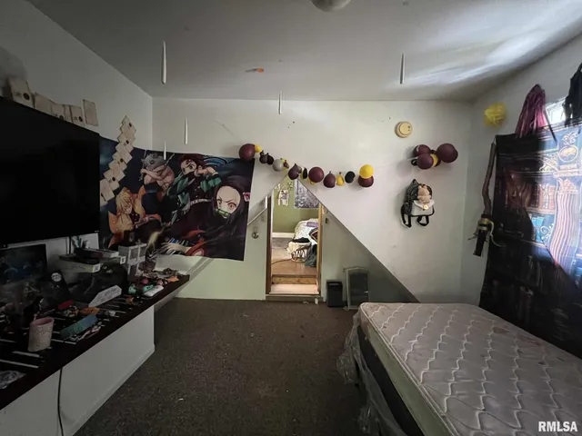 $75,000 | 332 West Calhoun Street, Macomb, IL 61455