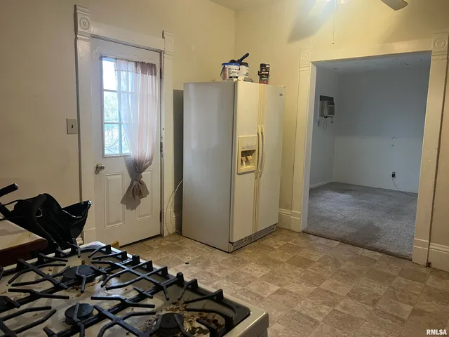 $65,000 | 332 West Calhoun Street, Macomb, IL 61455