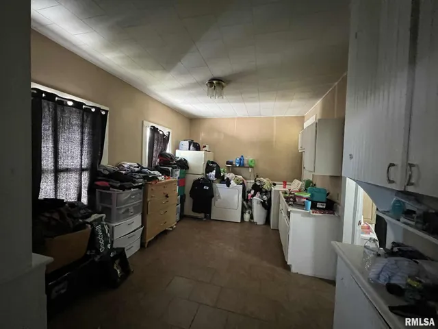 $75,000 | 332 West Calhoun Street, Macomb, IL 61455