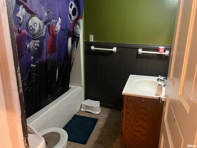 $65,000 | 332 West Calhoun Street, Macomb, IL 61455