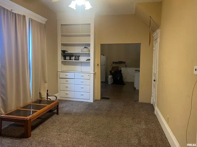 $75,000 | 332 West Calhoun Street, Macomb, IL 61455