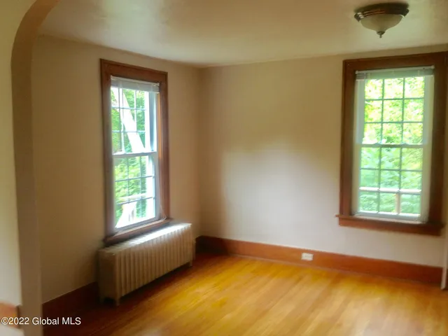 $750,000 | 36 The Concourse, Bethlehem, NY 12203