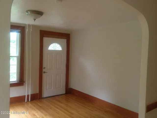 $750,000 | 36 The Concourse, Bethlehem, NY 12203