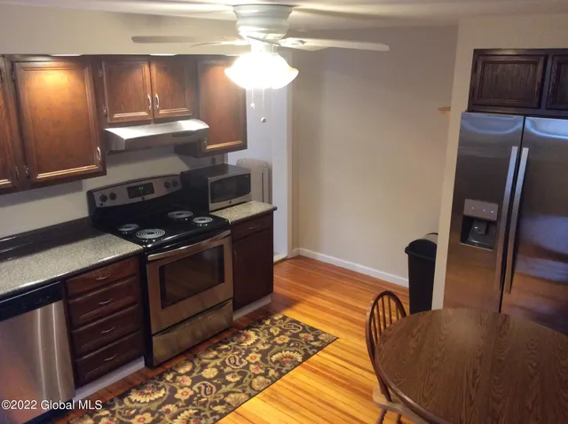 $750,000 | 36 The Concourse, Bethlehem, NY 12203