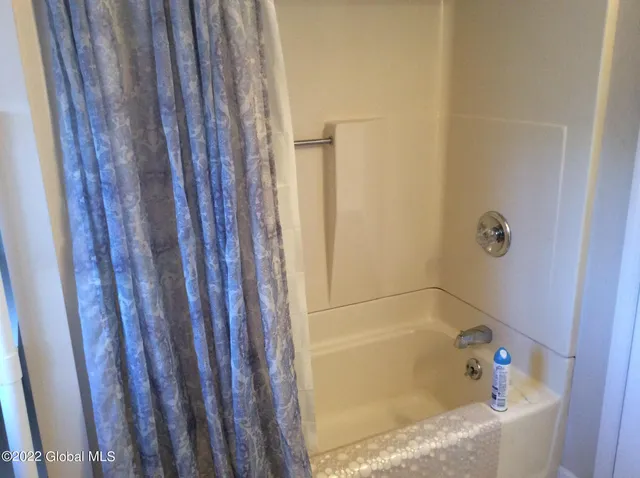 $750,000 | 36 The Concourse, Bethlehem, NY 12203