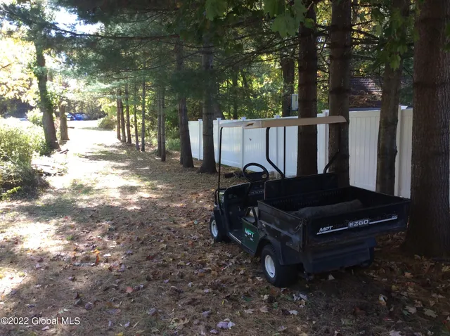 $750,000 | 36 The Concourse, Bethlehem, NY 12203