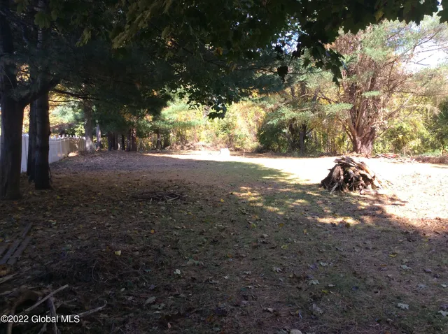 $750,000 | 36 The Concourse, Bethlehem, NY 12203