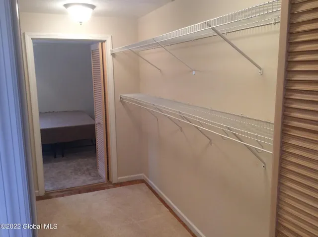 $750,000 | 36 The Concourse, Bethlehem, NY 12203