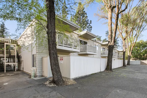 $3,500,000 | 745 F Street, Davis, CA 95616