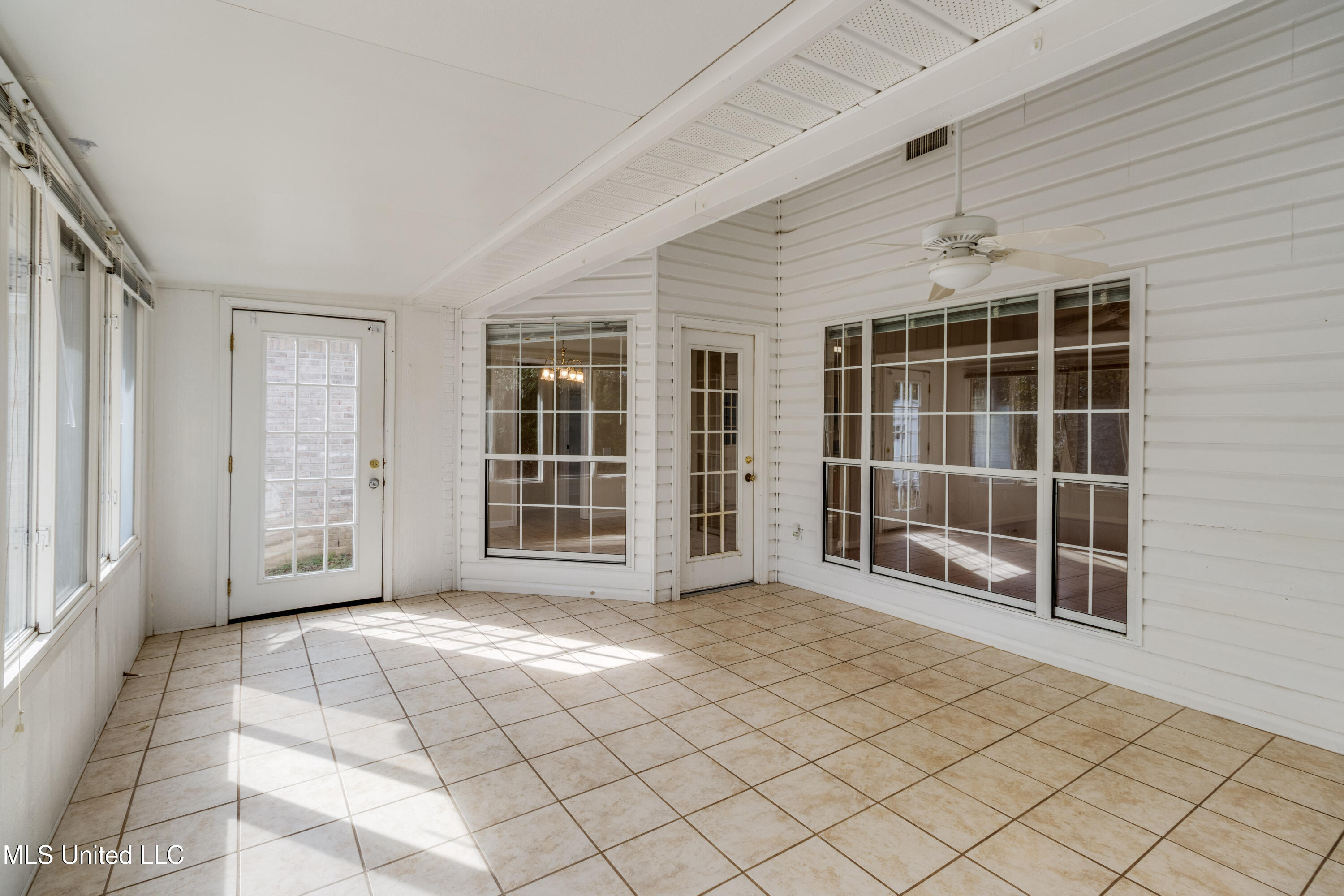7322 Analii Street Diamondhead, MS 39525 - Photo 11 of 27 Sunroom